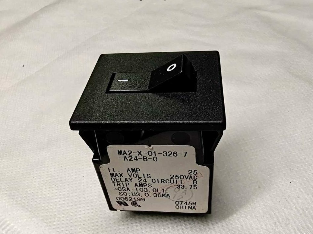 1PC MA2-X-01-326-7-A24-B-C Circuit Breaker switch