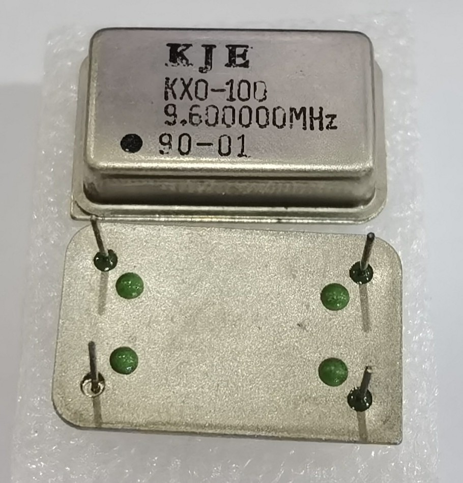 5Pcs CRYSTAL OSCILLATORS Rectangle DIP-14 FREQUENCY 9.6MHZ 9.60M 5V NEW