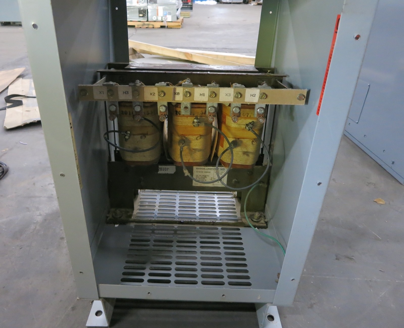 FPT 7.5 kVA 575 Delta to 575Y/331 V 3PH Isolation Transformer FH7.5HMD-3 575V