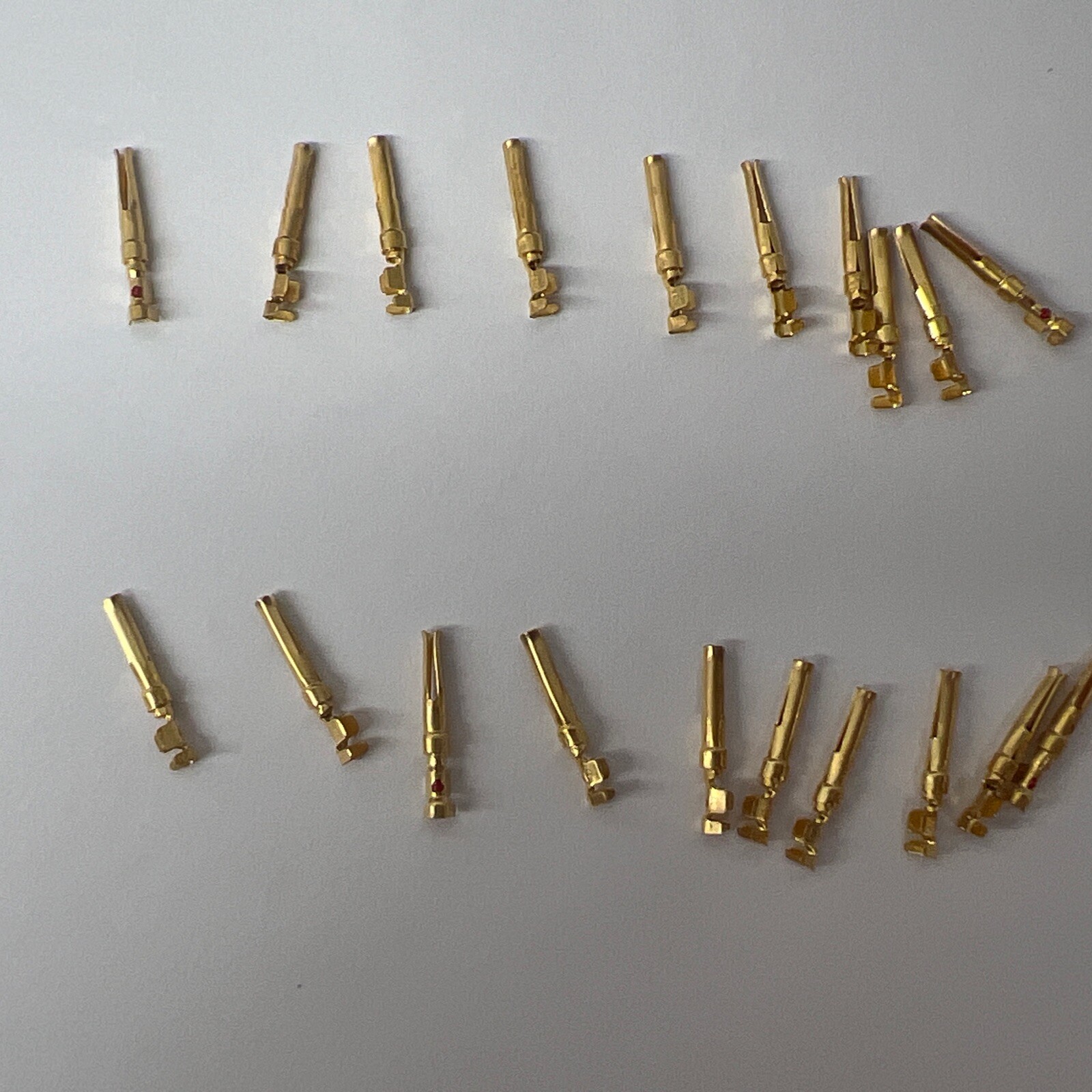 20x 66504-9 AMP CONNECTOR D-SUB CONTACT SOCKET 20-24AWG GOLD CRIMP