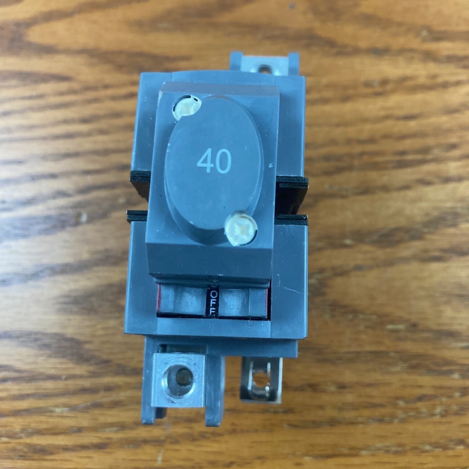 Connecticut Electric UBIP-240 2-Pole 40A Bulldog Pushmatic Type Circuit Breaker