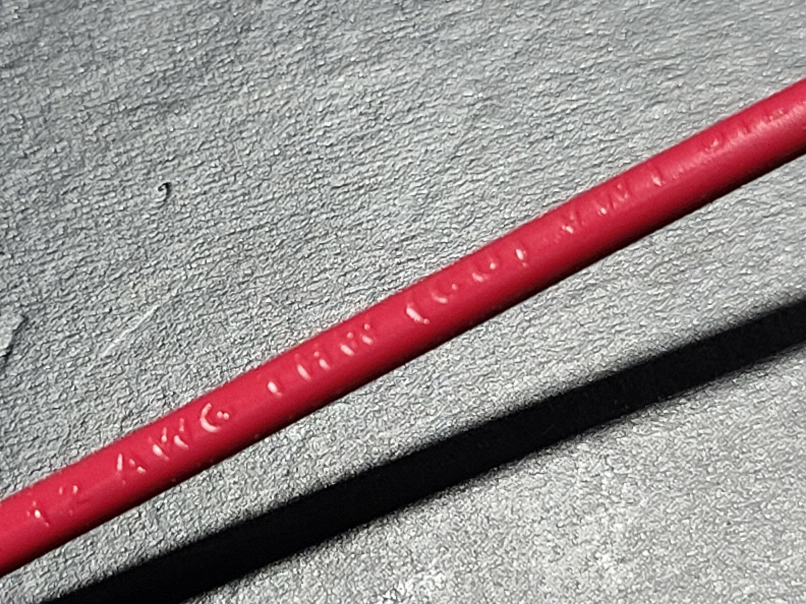 Service Wire #12awg THW Solid Bare Copper Sunlight/Oil Resistant I Red /50ft