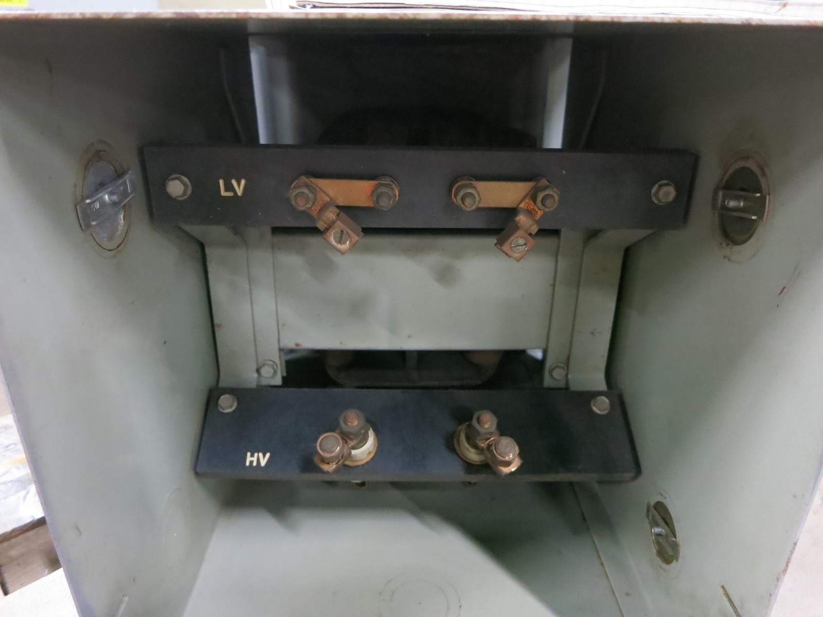 Westinghouse 3 kVA 2400 to 120/240 V 1PH AJR Hipersil Transformer 2400V Single