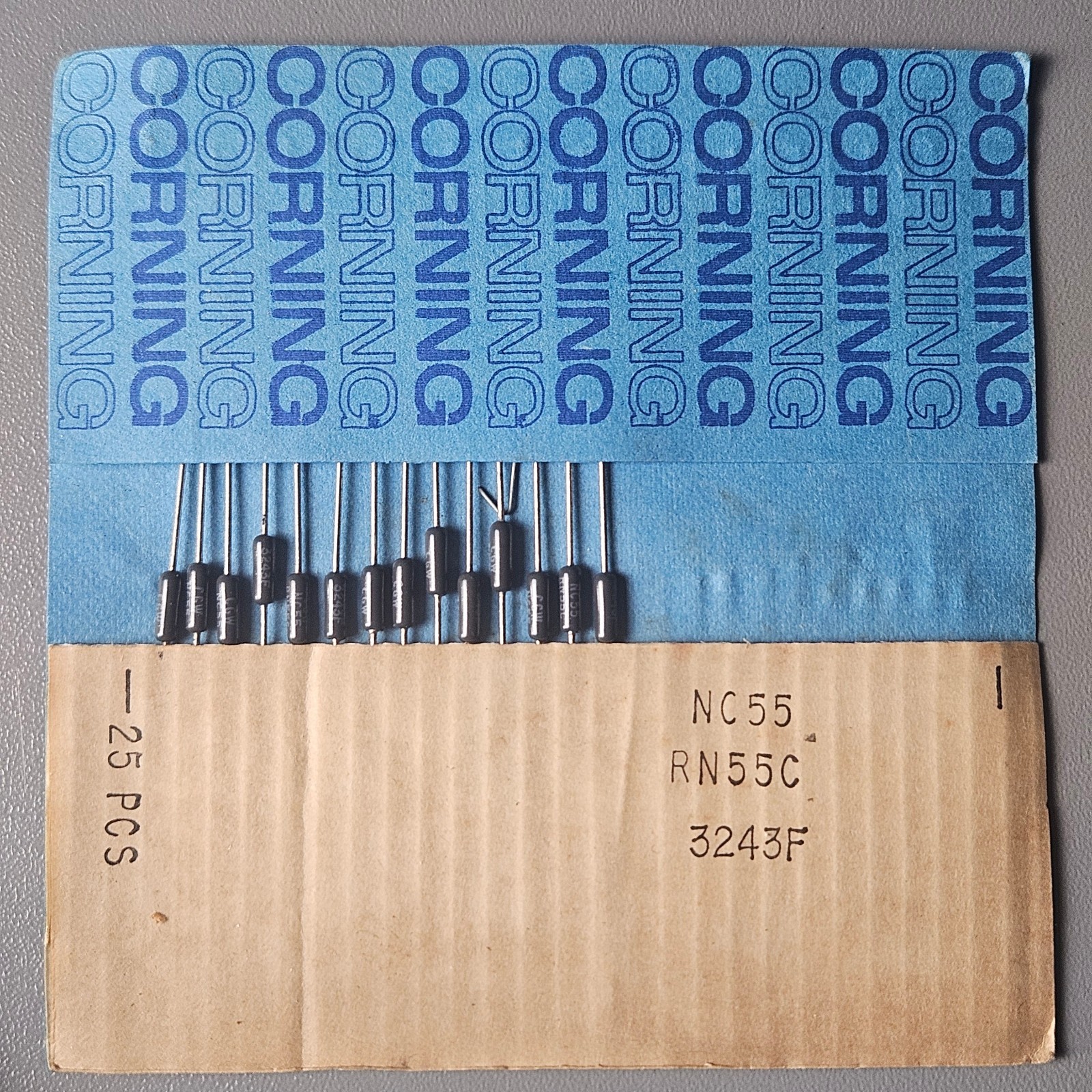 Mixed Lot of approx 250 different Vintage NOS Corning Metal Film Resisters audio