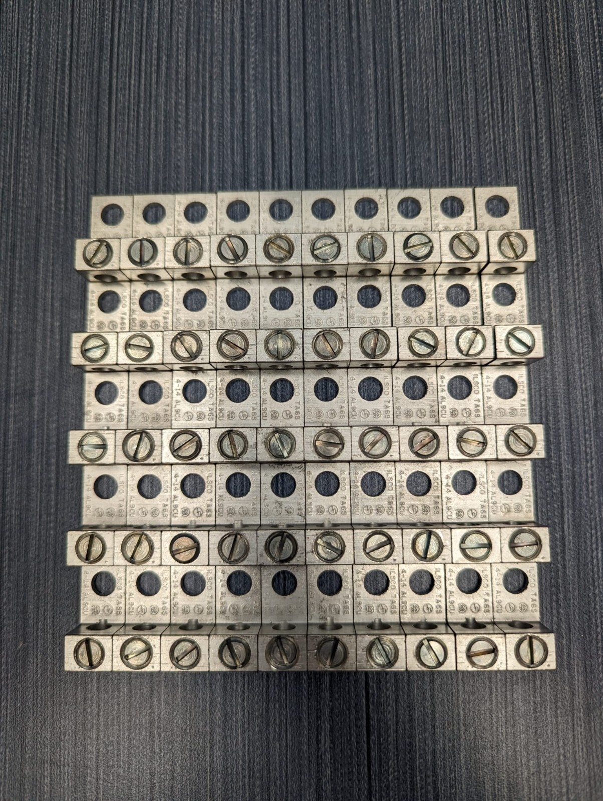 Lot of 50 ILSCO TA-6-S TA6S Aluminum Mech Lug 4-14 1/4″ 2000 Volts AL9CU