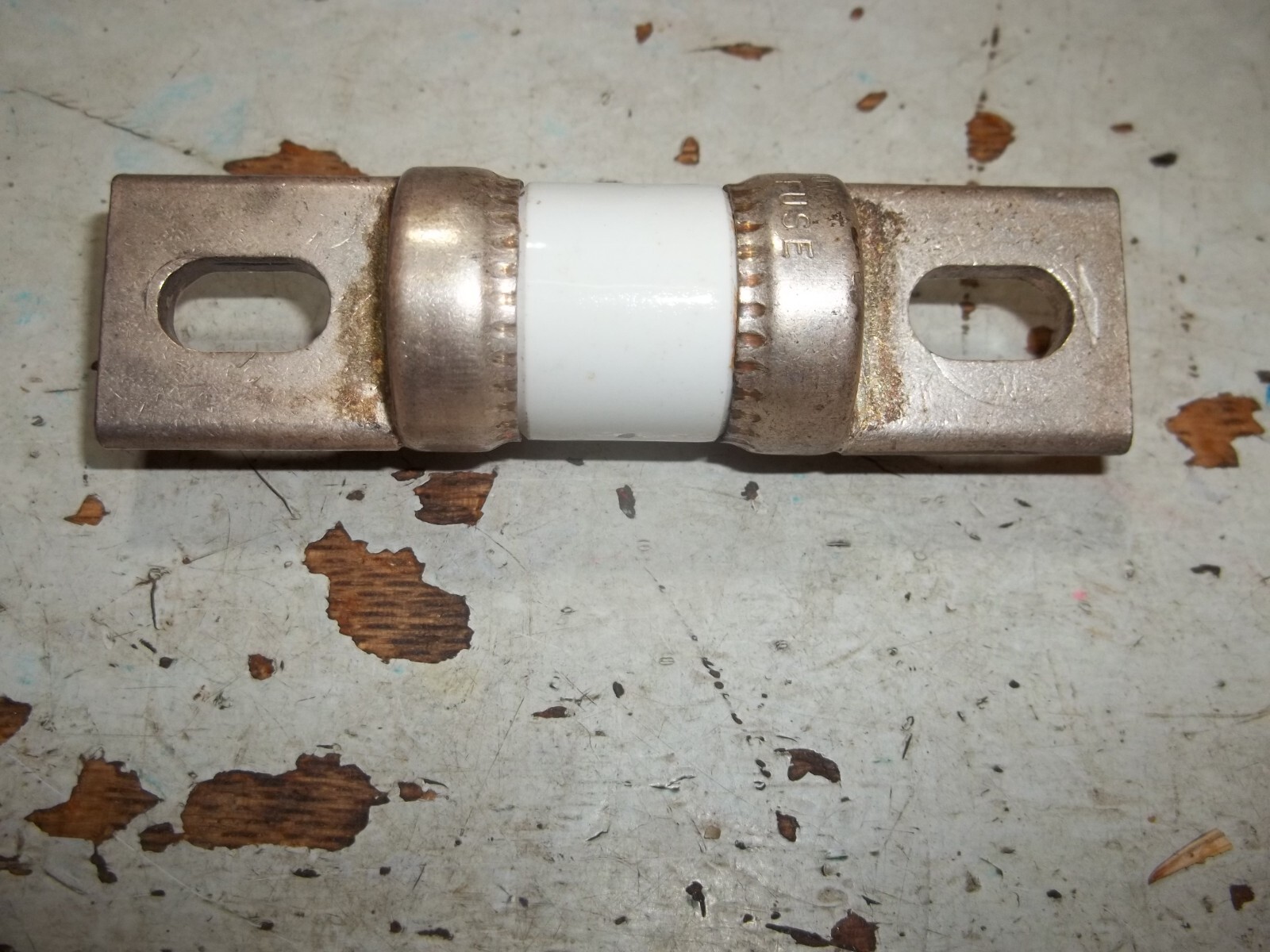 BUSS BUSSMANN SEMICONDUCTOR FUSE FWH 200 200A 200AMP AMP (BIN181)