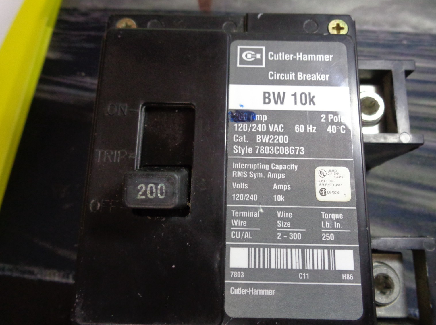 CUTLER HAMMER BW2200 CIRCUIT BREAKER BW 10K 200AMP 120/240VAC 2 POLE