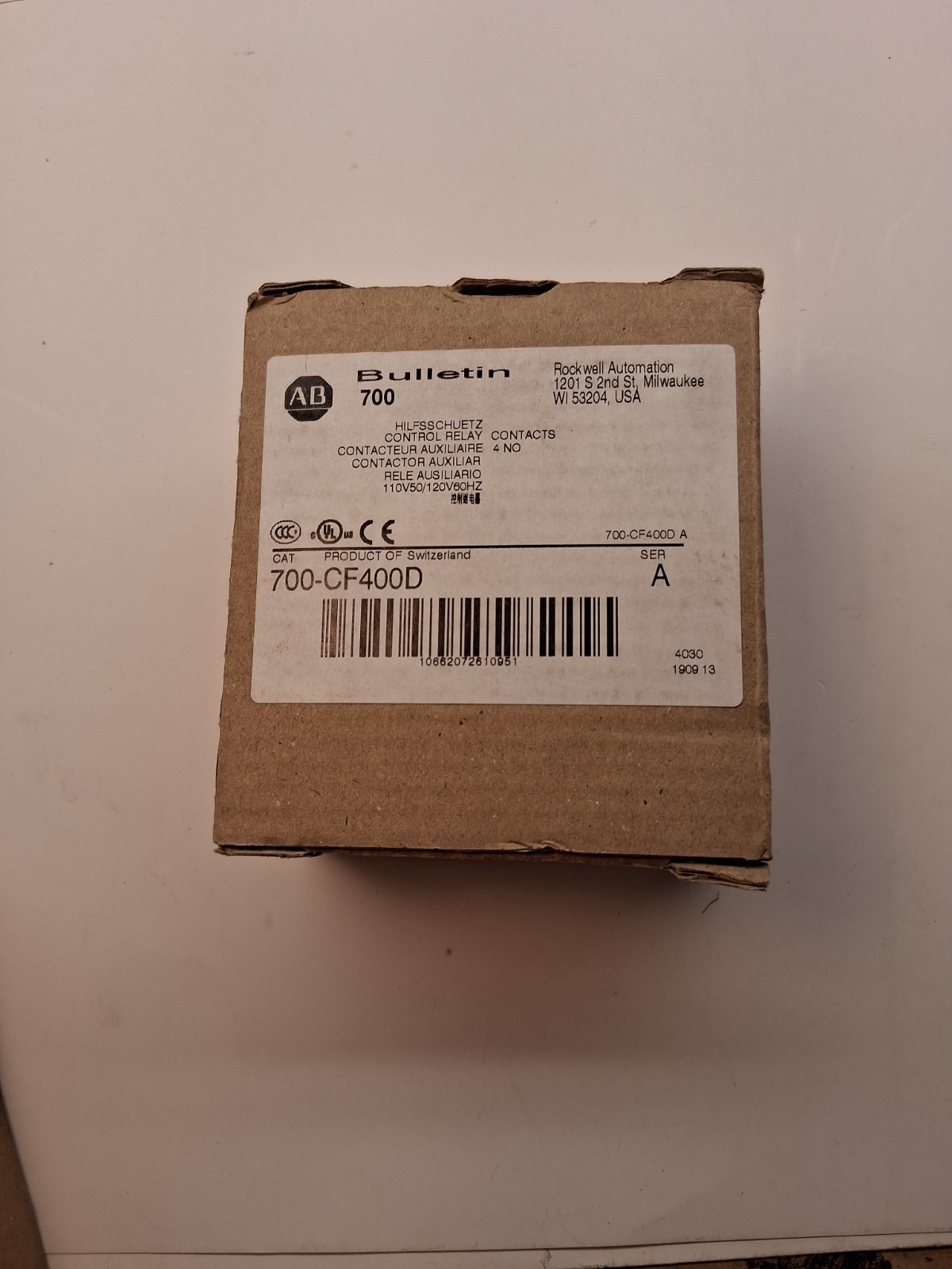 Allen-Bradley Control Relay 700-CF400D Series-A, R-809