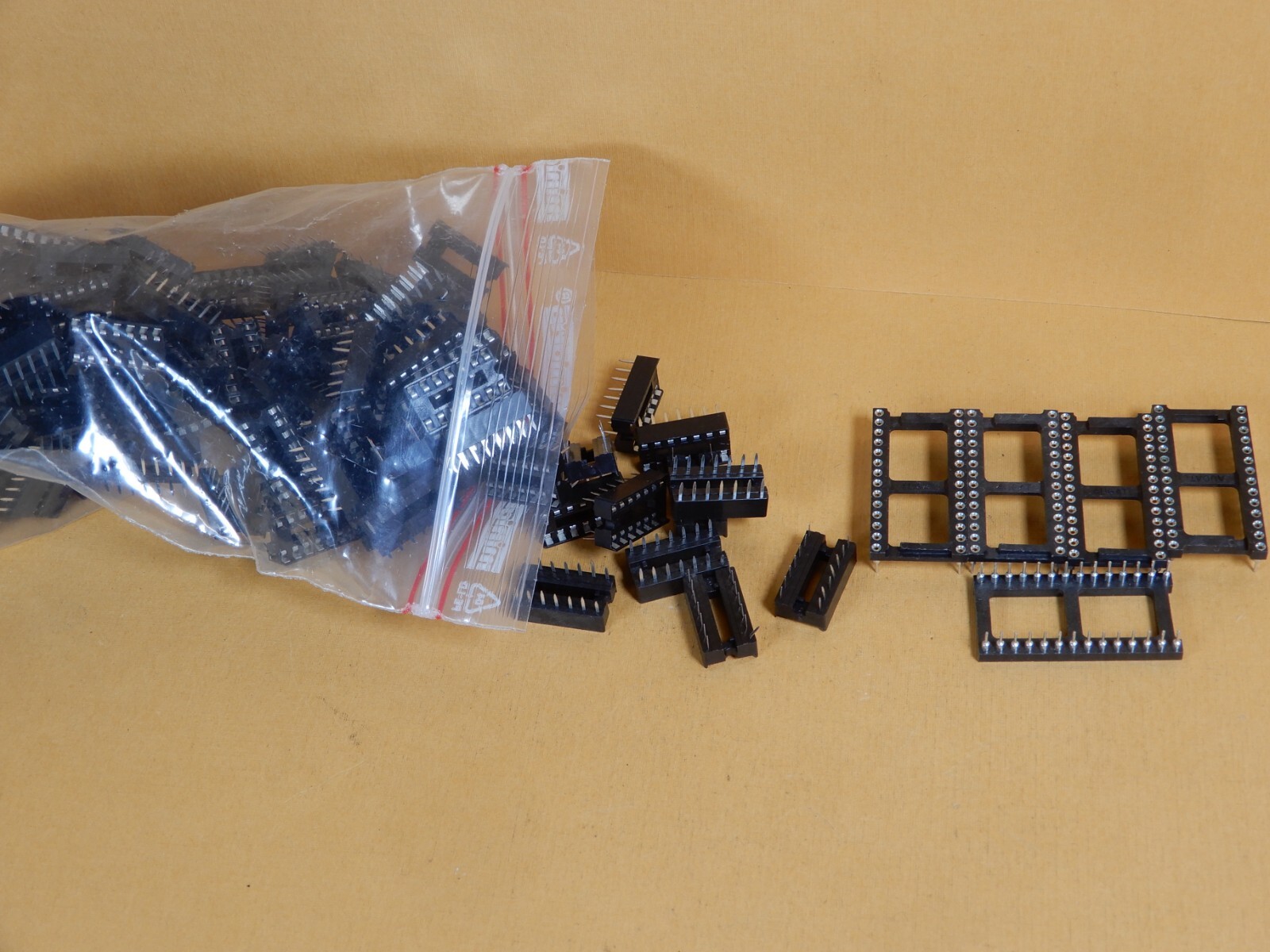 Augat and ? IC Sockets 28 Pin (5 – Augat) 14 Pin (50 – A Branded) NOS