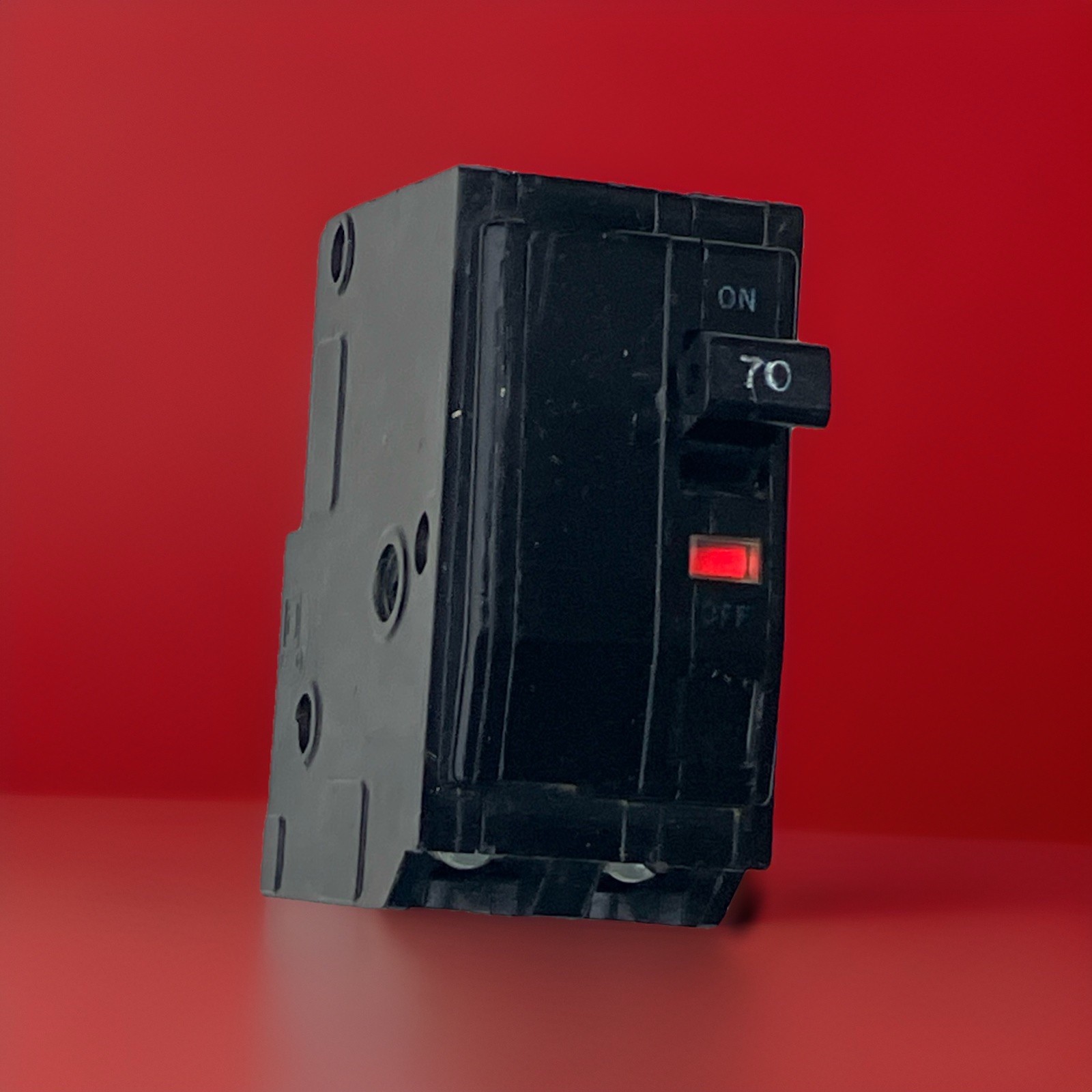 SQUARE D 70 Amp 2 Pole 120/240 volts Circuit Breaker QO270 Black w trip flag