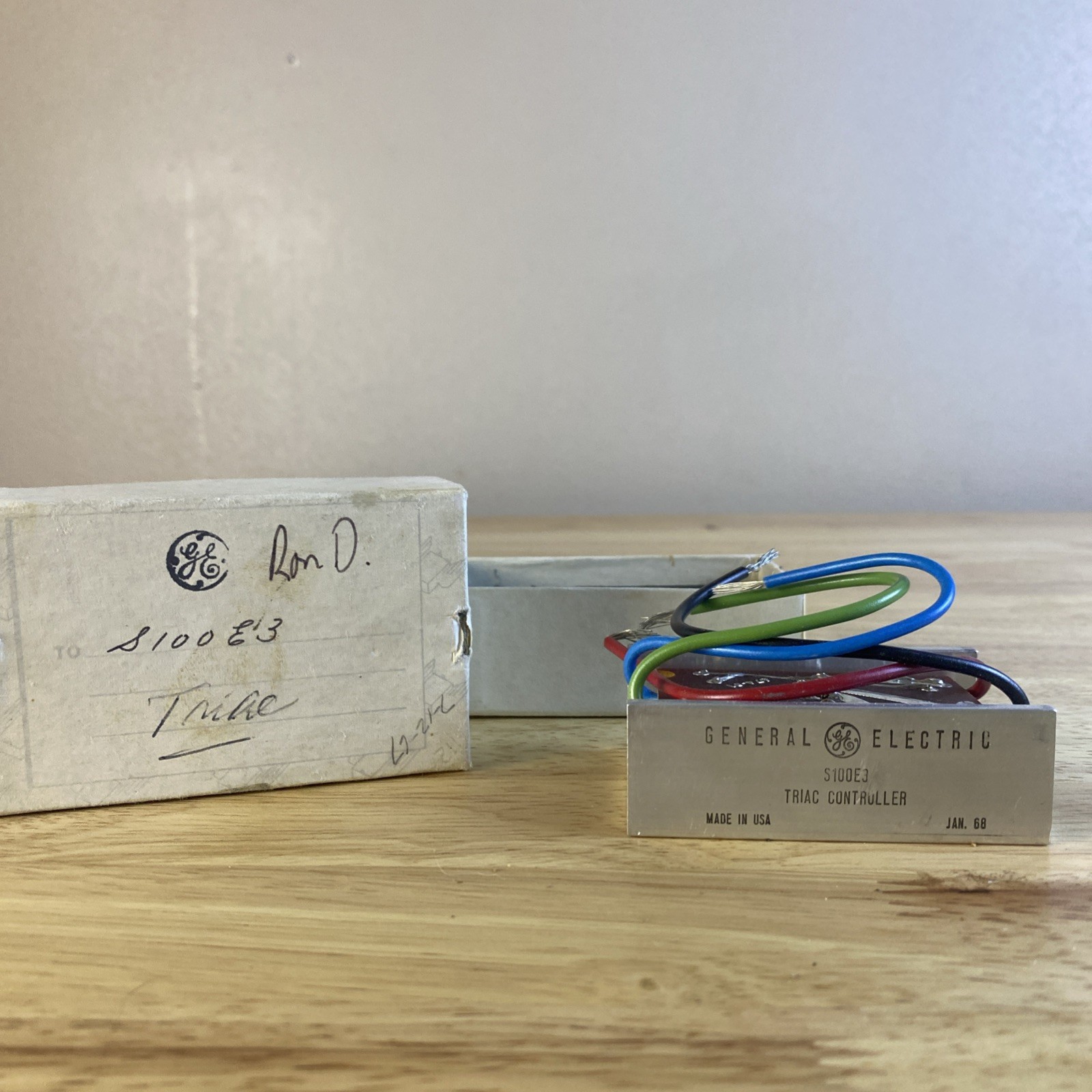 GE S100E3 TRIAC CONTROLLER New In Box 1968 Part USA Made