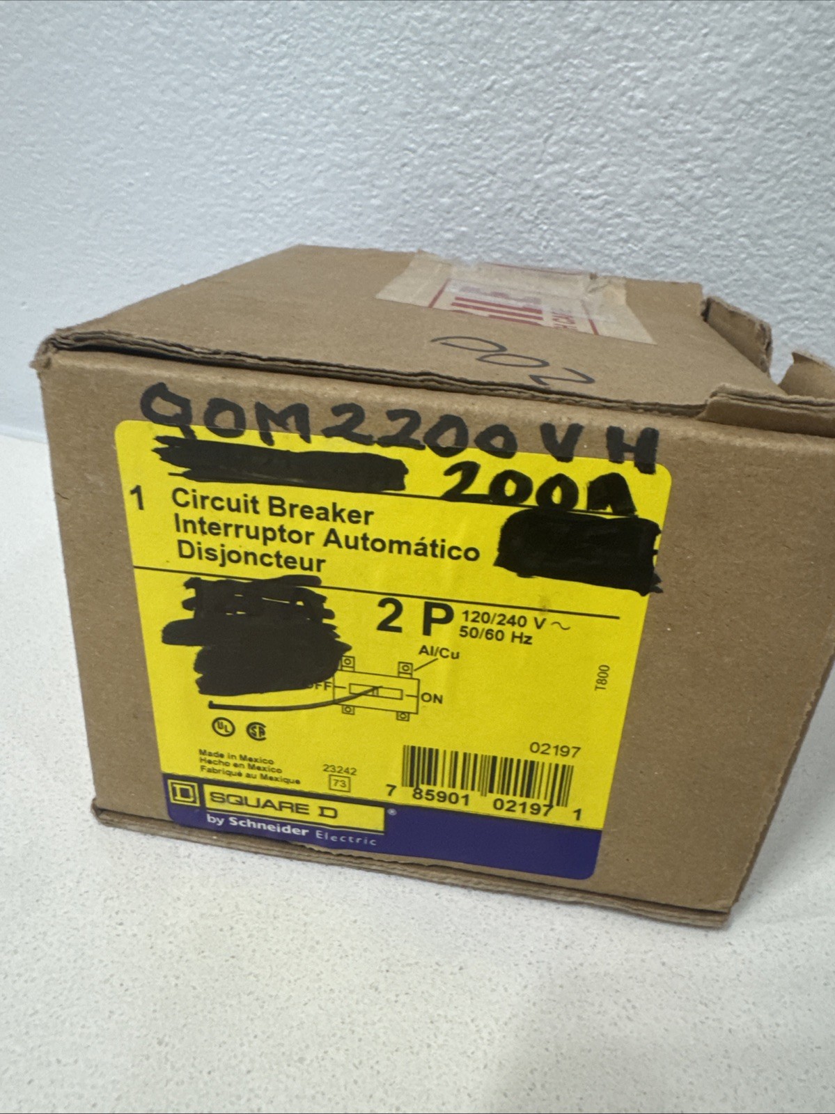 QOM2200VH Square D 2-Pole 200A Circuit Breaker, 240VAC, 50/60Hz