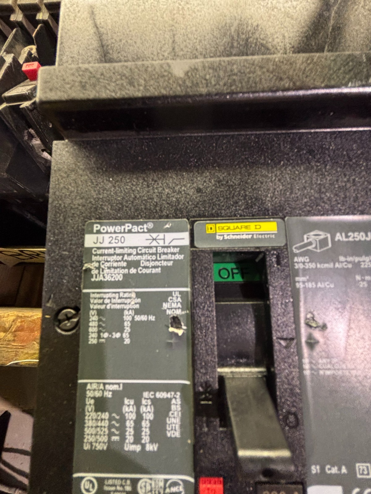 Square D JJA36200 Powerpact I-Line Circuit Breaker