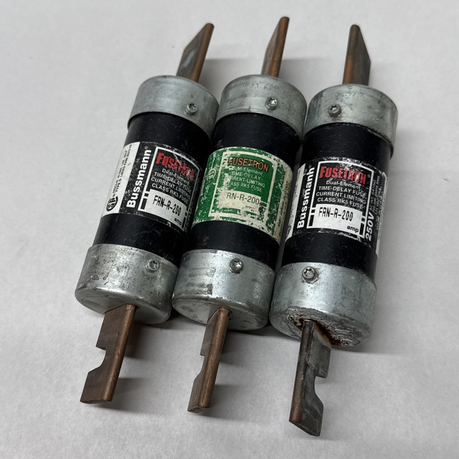 Lot Of 3! FUSETRON FRN-R-200 200A 250V Class RK5 TESTED WORKING DUAL ELEMENT