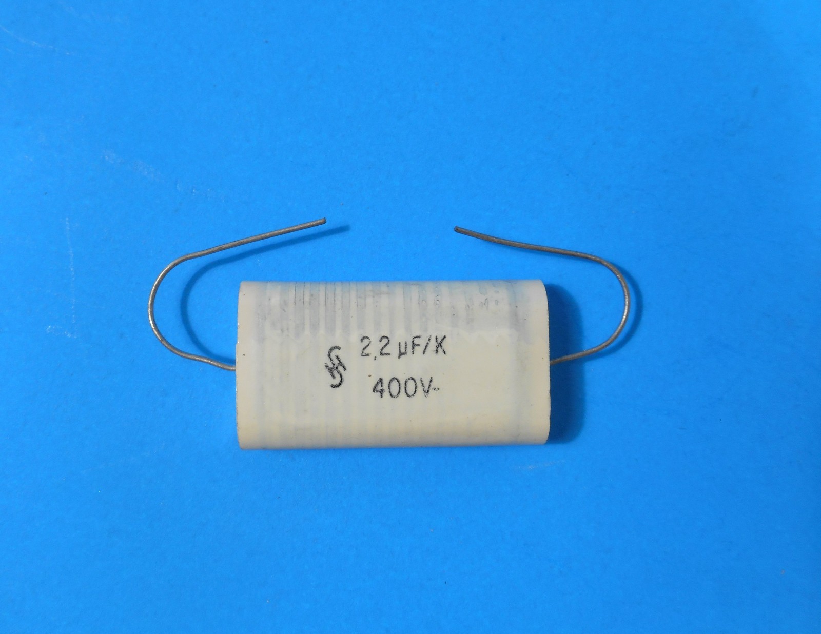 9X Seimens Epcos 2.2uF 400V Film Metallized Polyester Axial Capacitors NOS