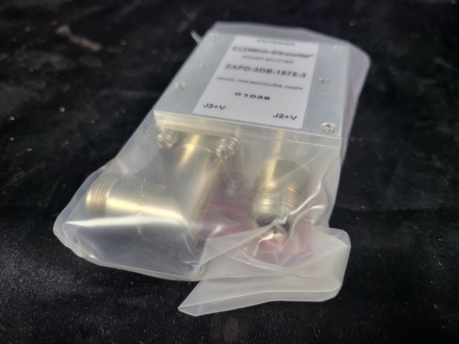 Mini-Circuits – ZAPD-3DB-1575-3 – Power Splitter – 3-Port
