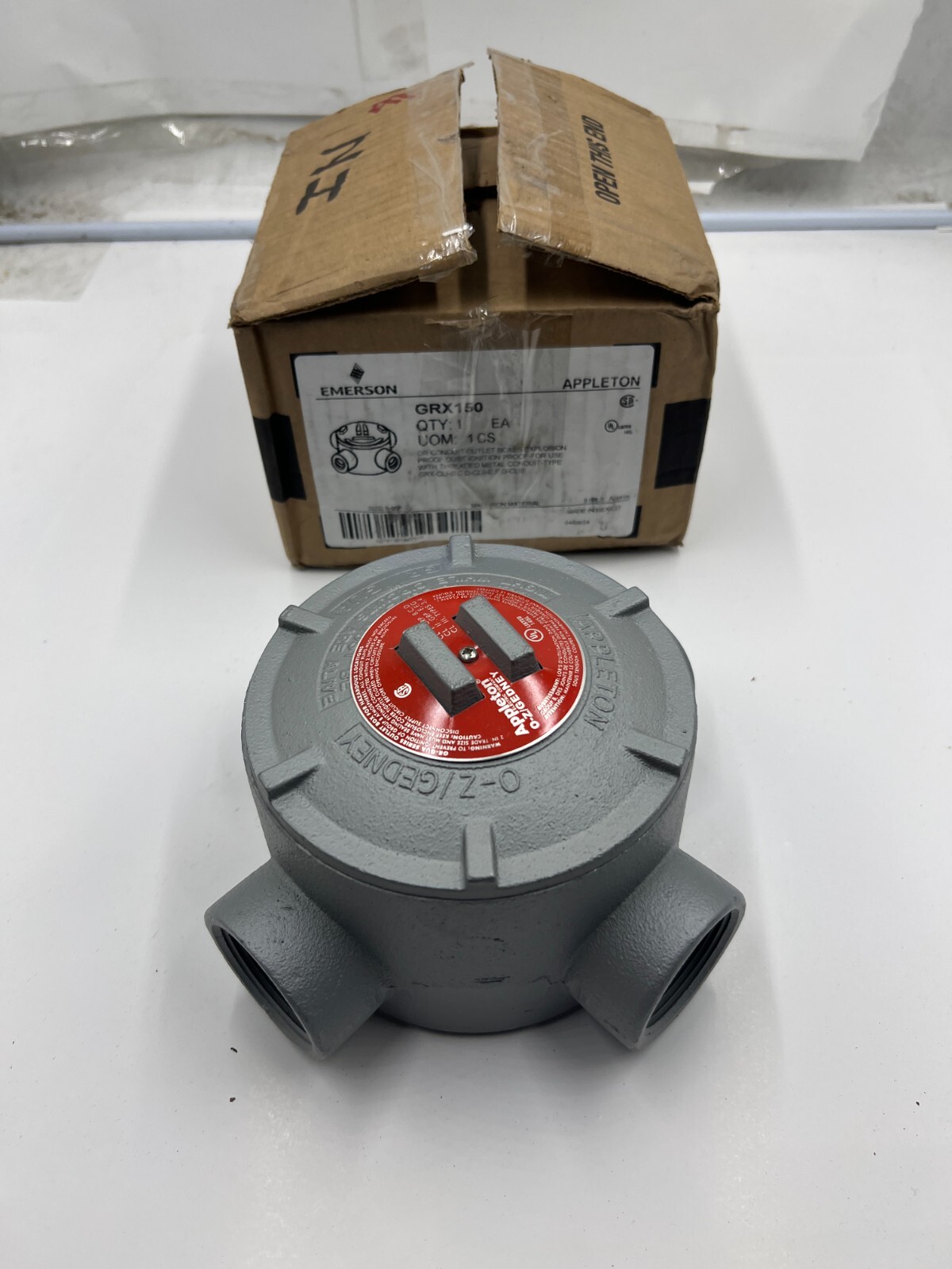 EMERSON GRX150 Appleton Explosion-Proof Conduit Outlet Box,Malleable Iron 1-1/2″