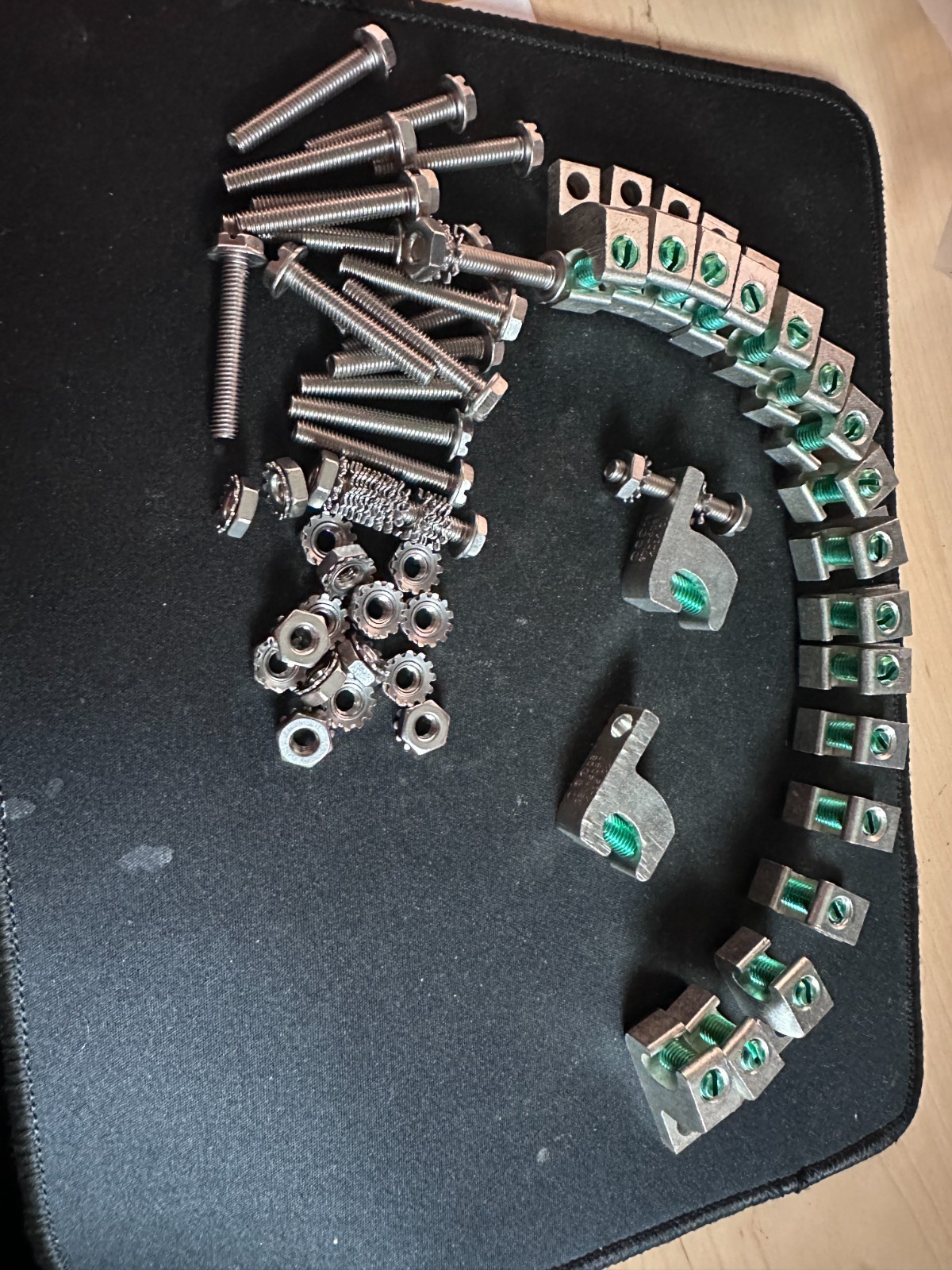 ILSCO GBL-4DB, GBL-4DBT Permaground Copper Lay-in Ground Lugs QTY 20