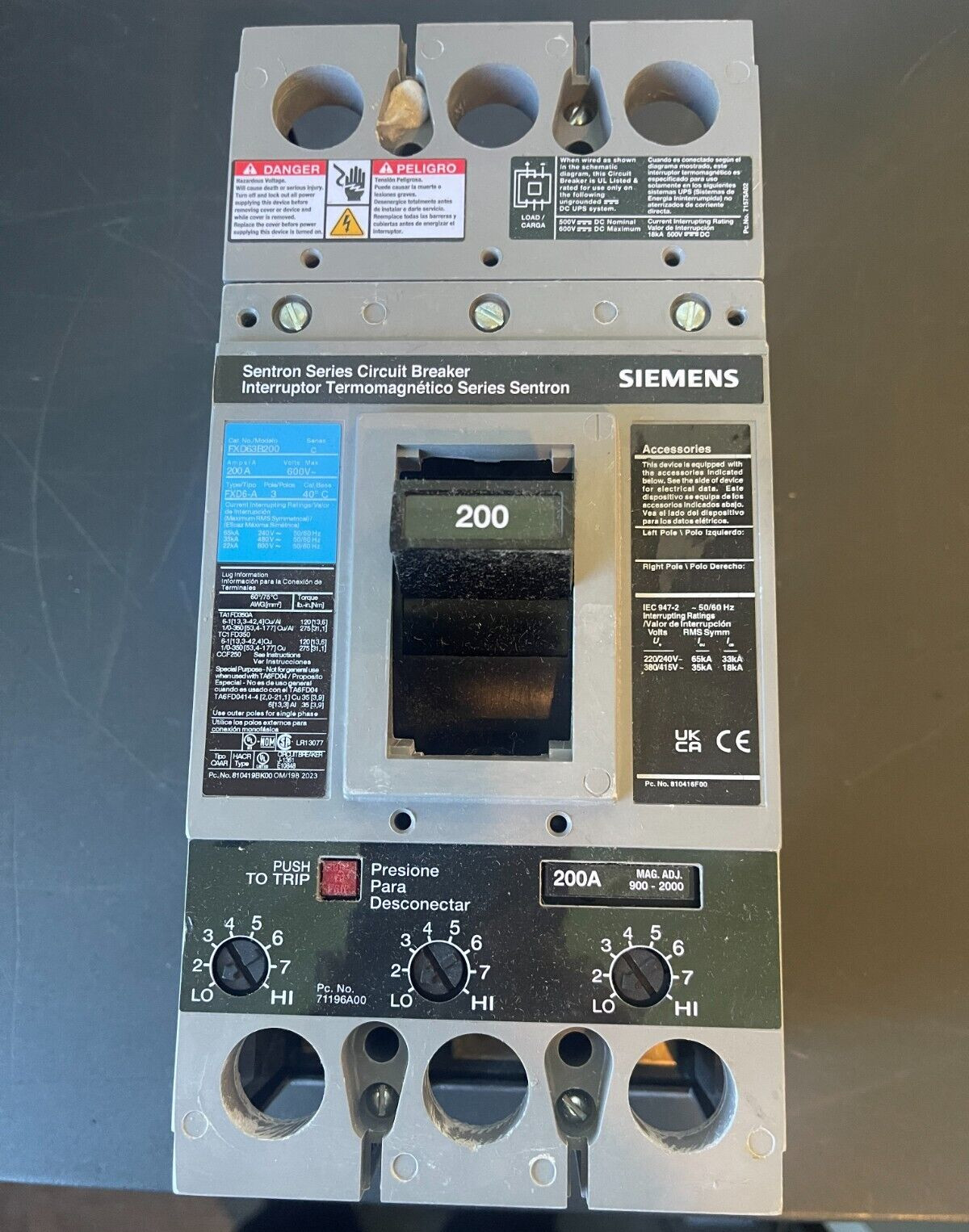 Siemens I-T-E Fxd63B200 Sentron Series Circuit Breaker 600V 200A 3P