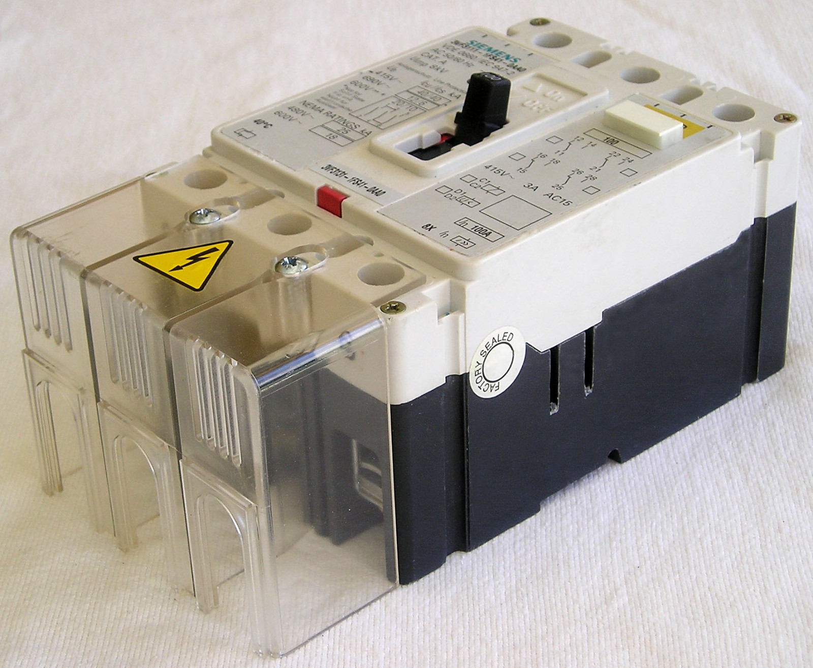 SIEMENS circuit breaker – 3FV3111-1FS41-0AA0