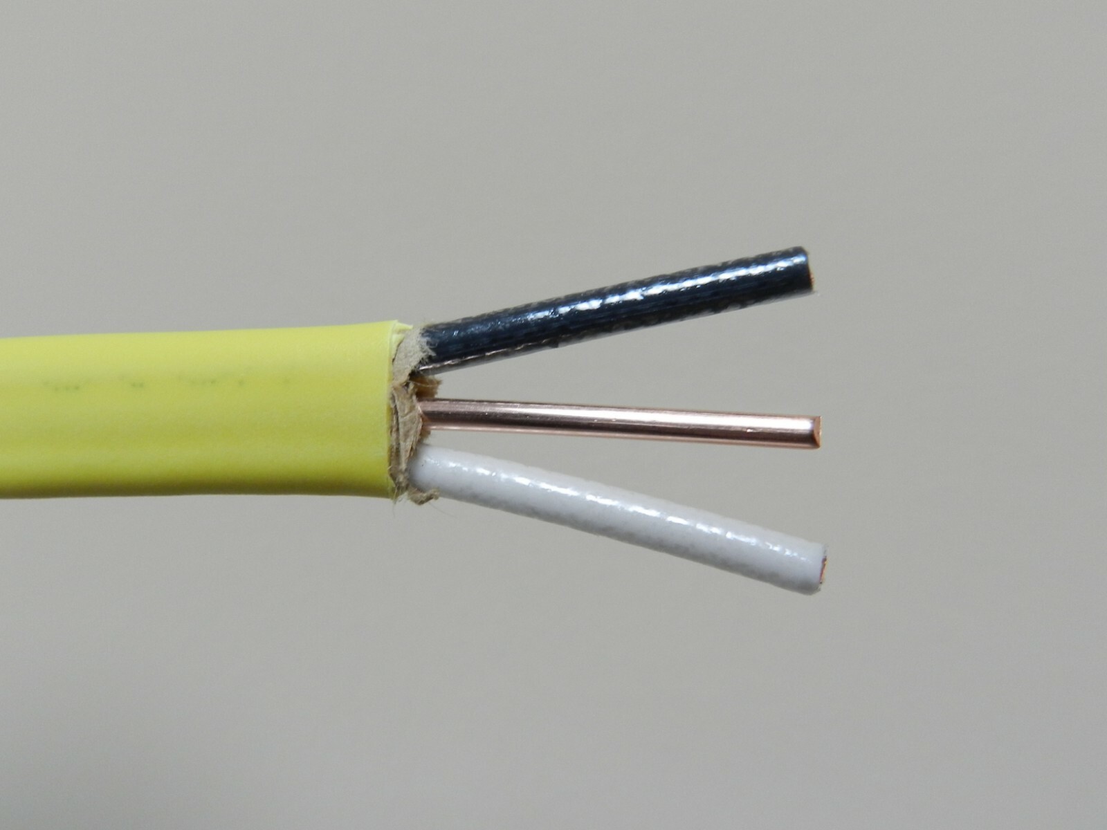 25 ft 12/2 NM-B WG Wire/Cable Non-Metallic