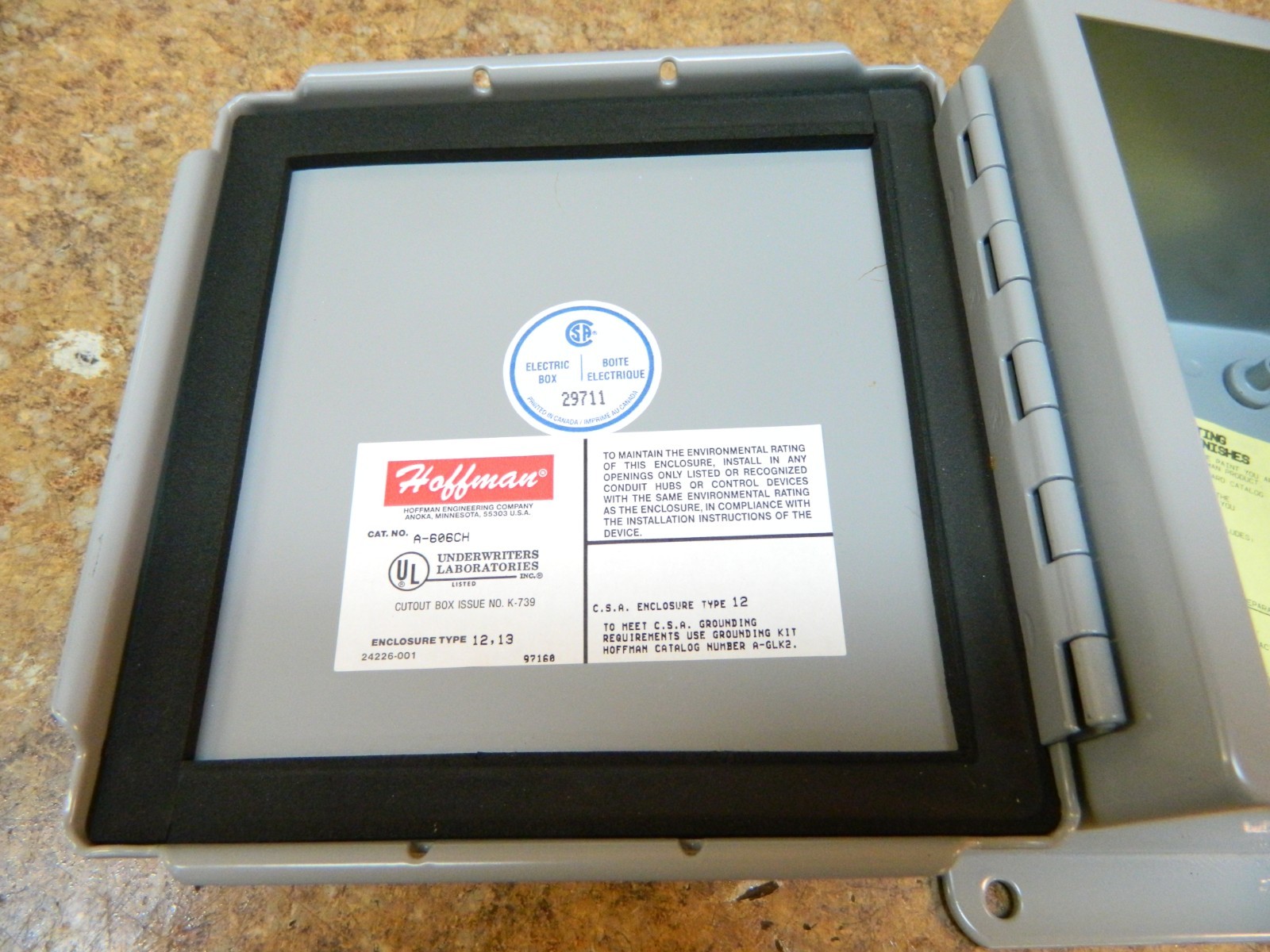 HOFFMAN AJ-606CH Electrical Enclosure 6″ x 6″ x 4″ Oil Proof Gasket