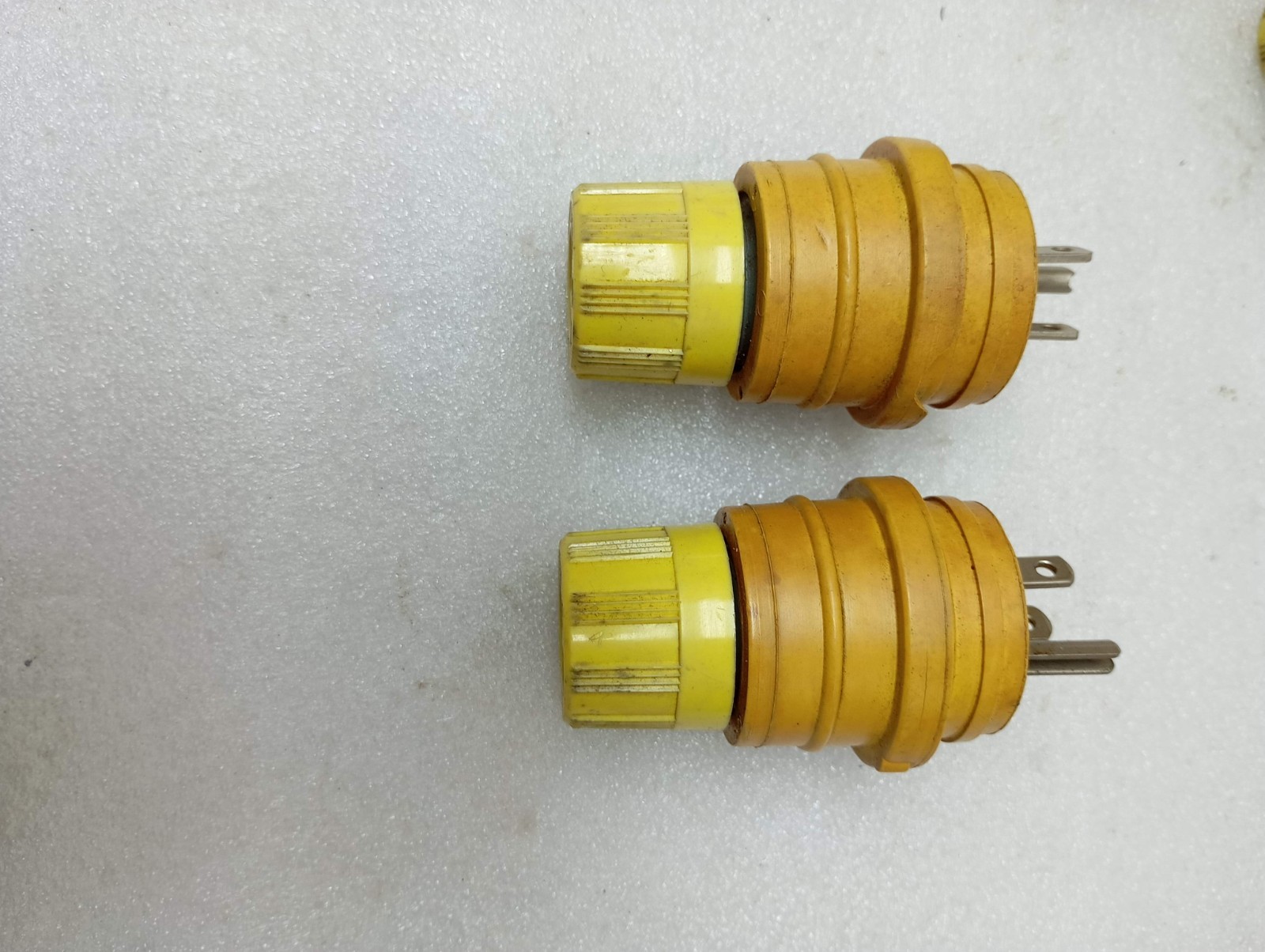 WOODHEAD PLUG 891L (LOT OF 8PC)