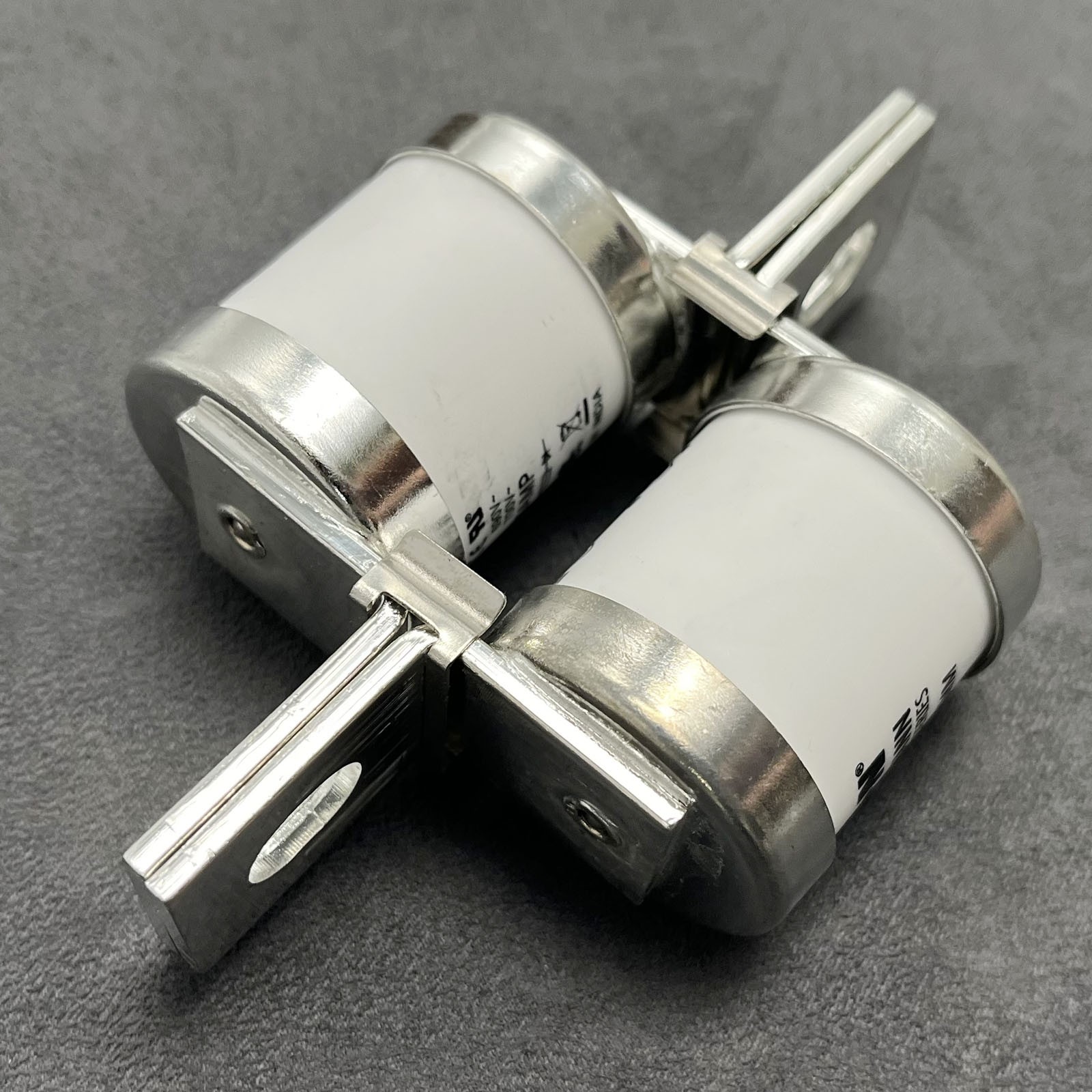 NEW 550FMM Fuse 550A 690V for BUSSMANN