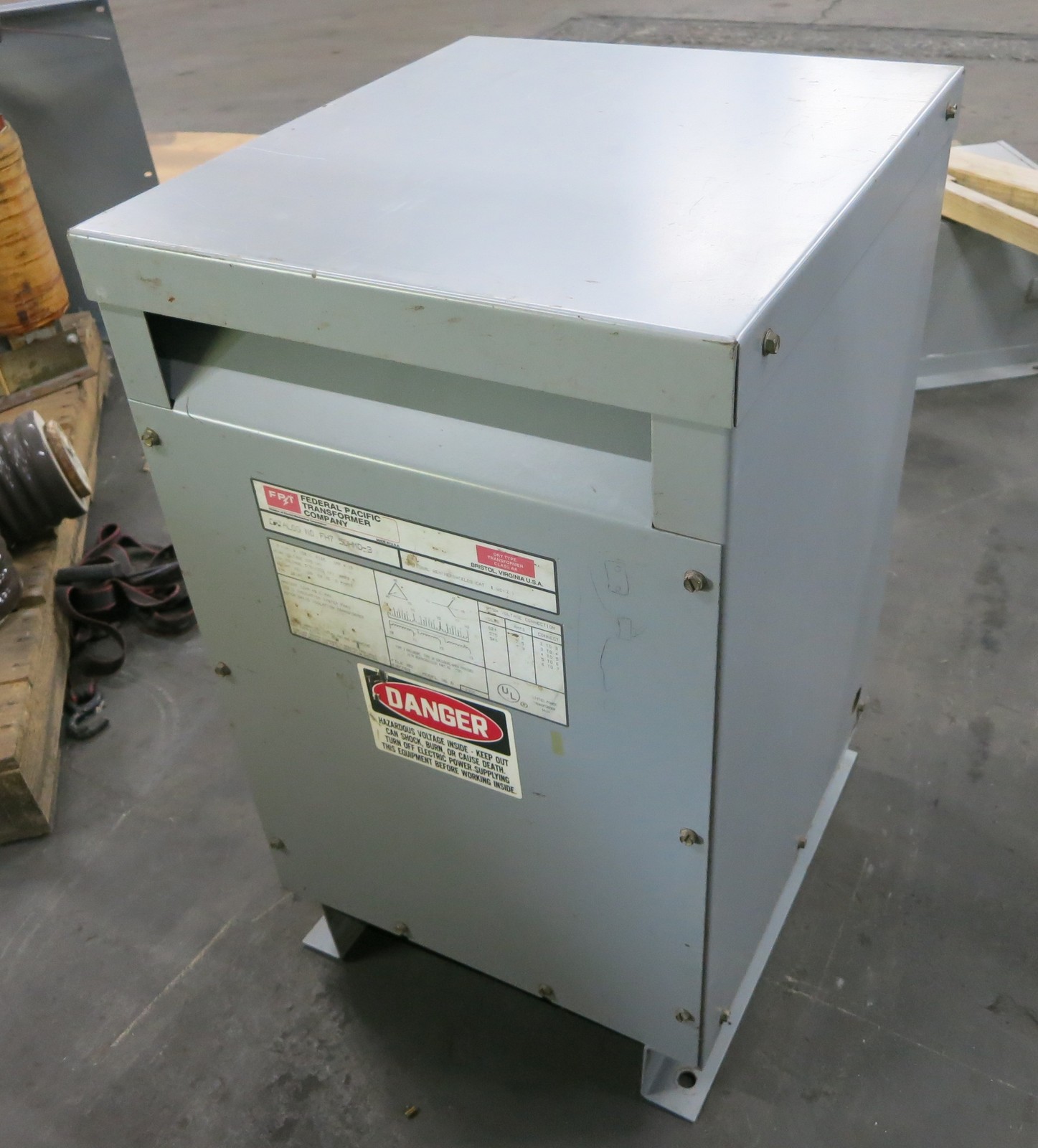 FPT 7.5 kVA 575 Delta to 575Y/331 V 3PH Isolation Transformer FH7.5HMD-3 575V