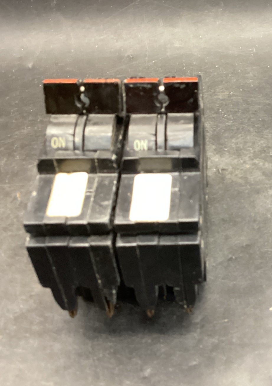 Lot Of 2 Used NA240 FPE Federal Pacific 40 Amp 2 Pole Stab-Lok Chipped