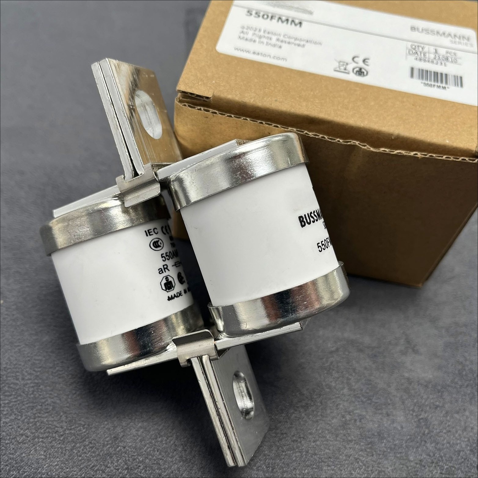 NEW 550FMM Fuse 550A 690V for BUSSMANN