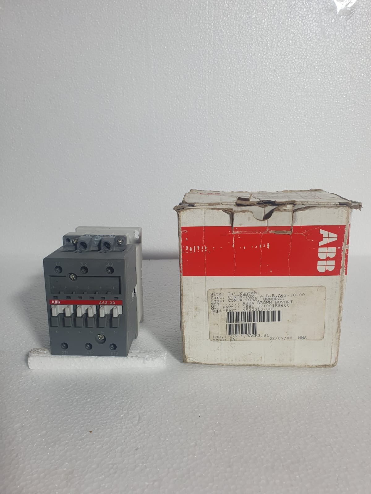 New In Box ABB A63-30 Contactor 400V-440V FREE AND FAST SHIPPING