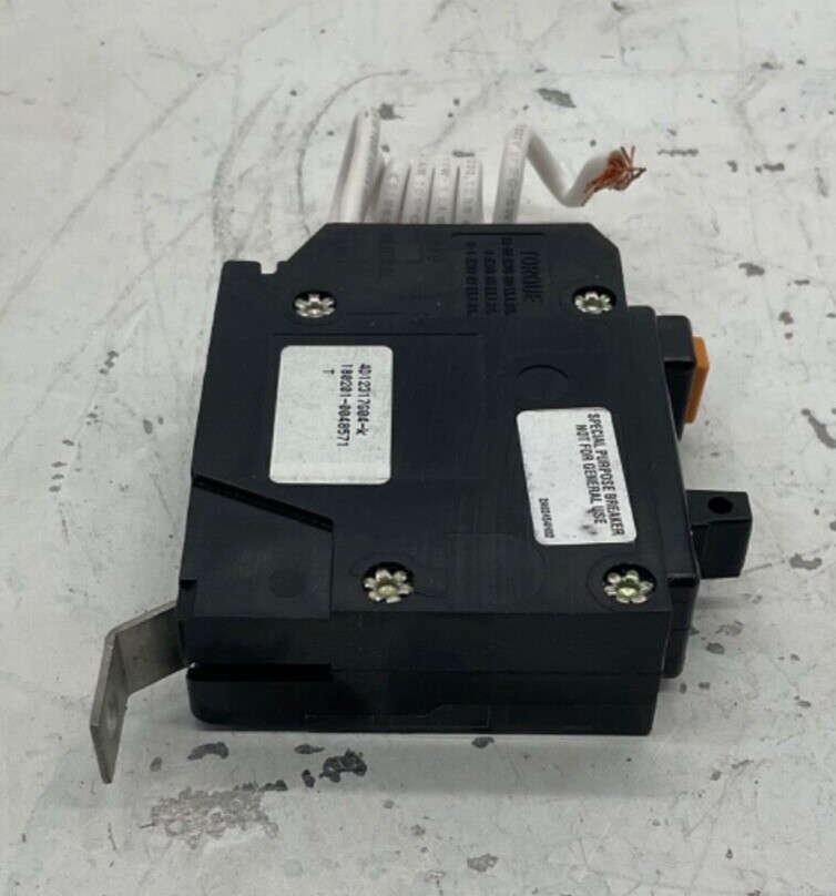NEW EATON QBGFEP1030 CIRCUIT BREAKER 30A 1P 120V W/GROUND FAULT PROTECTION