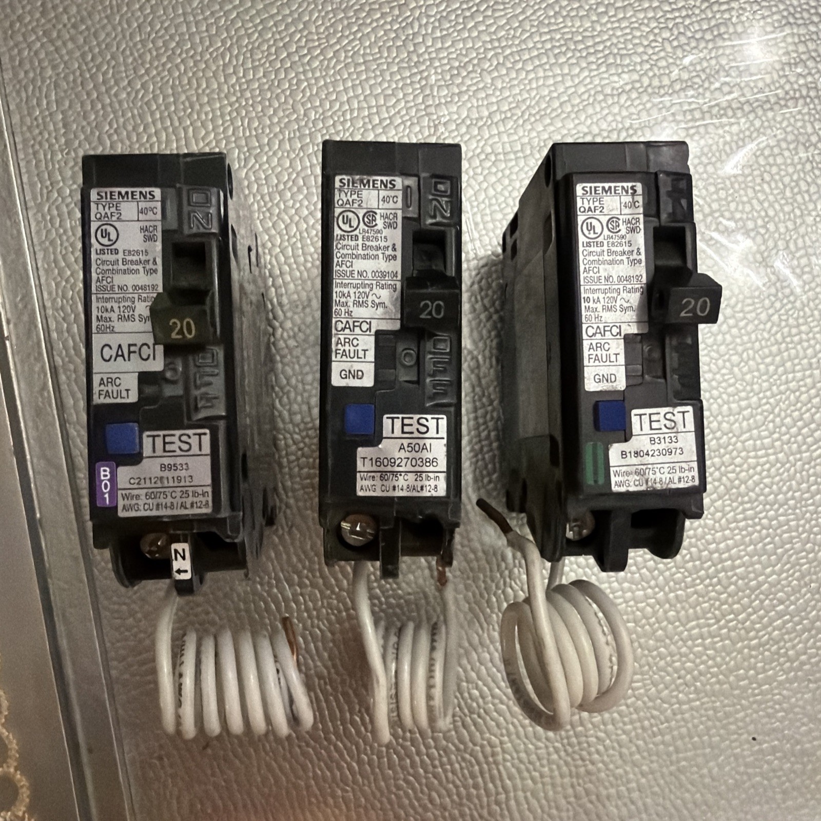 Lot of 3 SIEMENS QA120AFC BREAKER 20A 1P 120V 10K QAF2 COMB AFCI