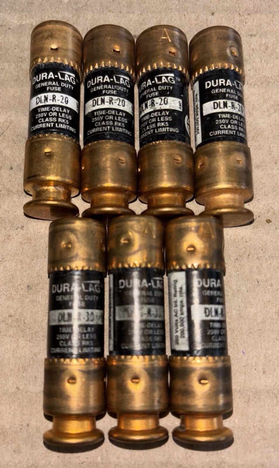 7 mixed Cooper Bussmann 4 x DLN-R-20 & 3 x DLN-R-30 Dura-Lag Fuse Type D HRCI-R