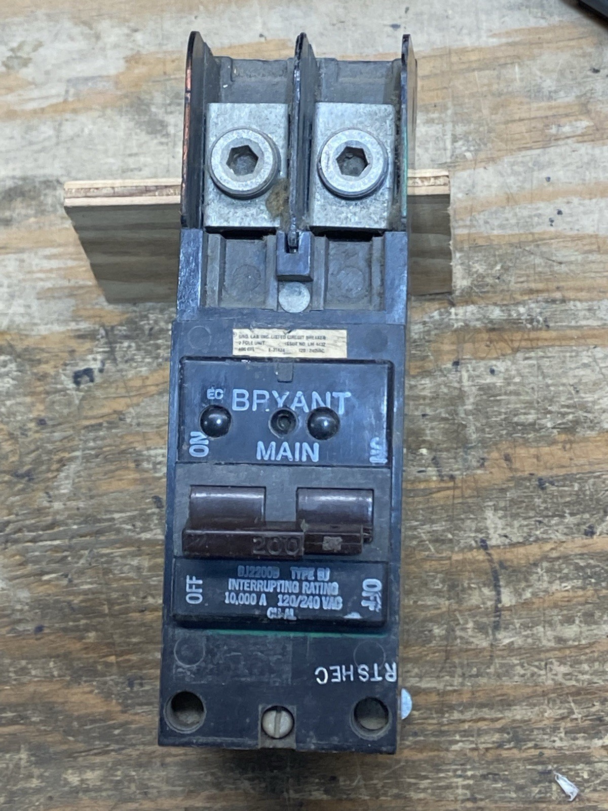 Bryant/Westinghouse BJ2200B 200A Plug-On Main Circuit Breaker *BrokenHandleTie*