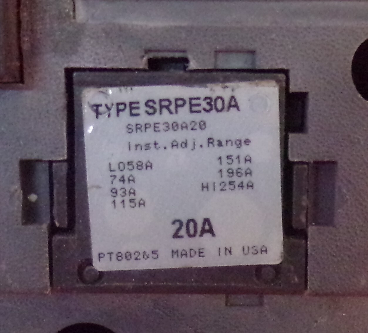 GE CIRCUIT BREAKER SEHA36AT0030 SPECTRA SERIES 30A 600V 3P W/ SRPE30A TRIP 1YR W