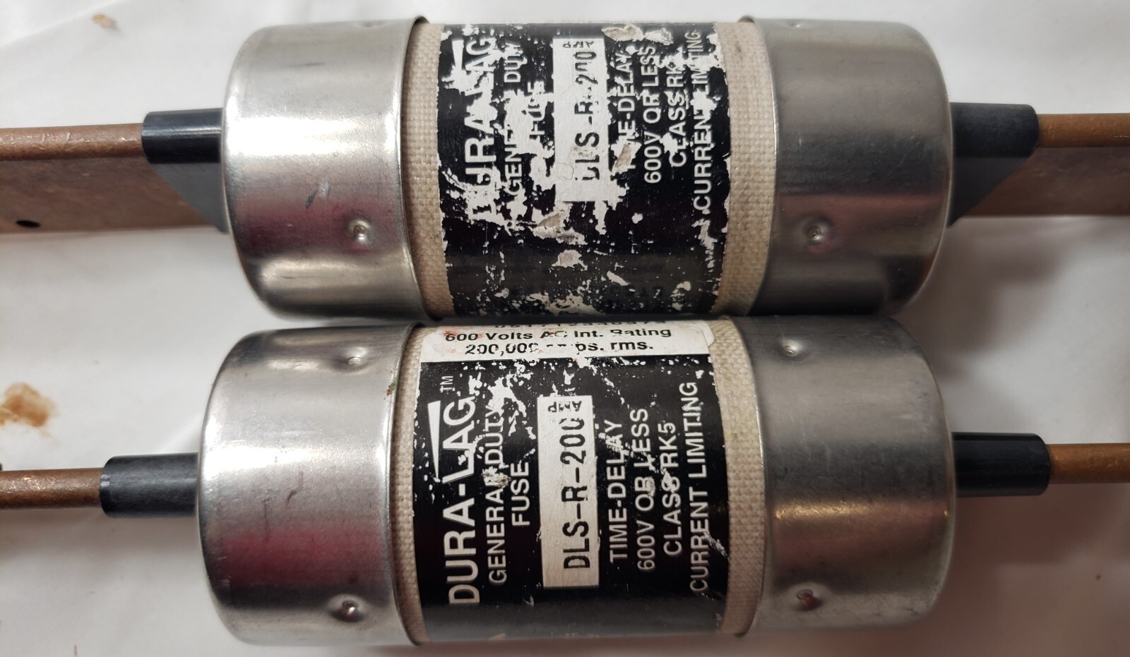 2 COOPER BUSSMANN DURA-LAG FUSES DLS-R-200 TIME DELAY CURRENT LIMITING 600V 200A
