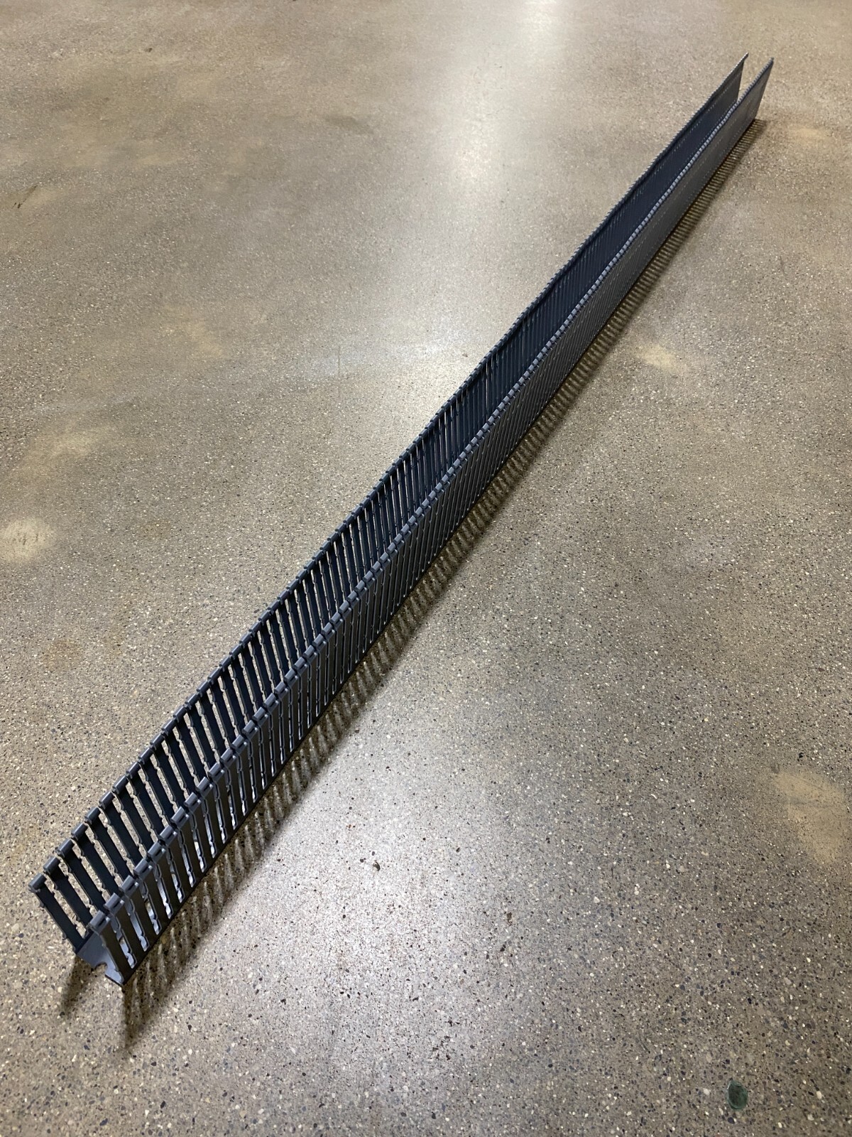 T&B TYD15x4RPG6 Round Hole Wiring Duct, Gray PVC 1.5″W x 4″H Sold in 6ft Lengths