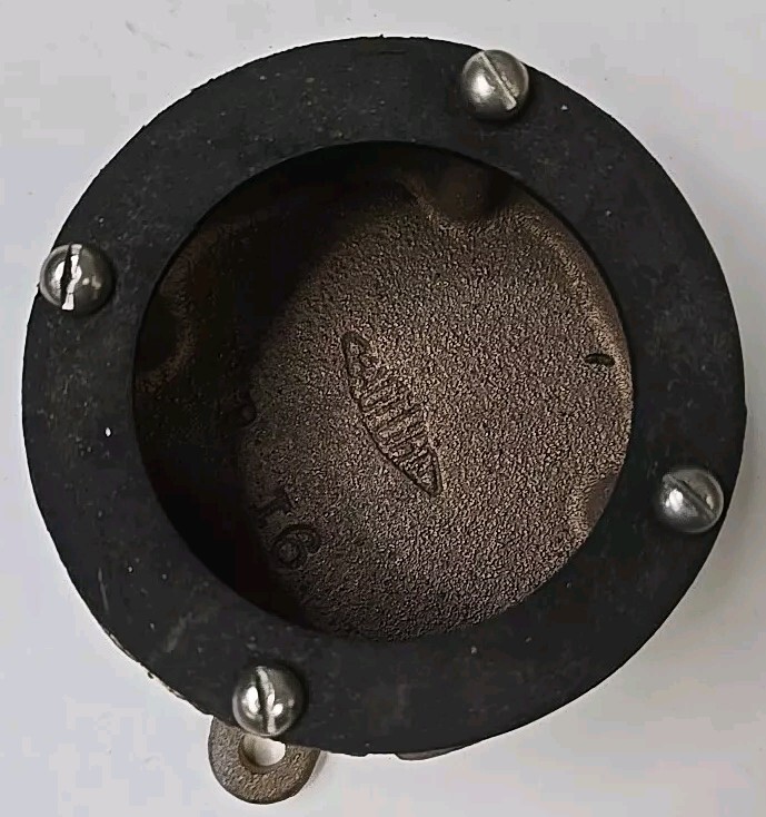 Bronze Junction Box (Medium)