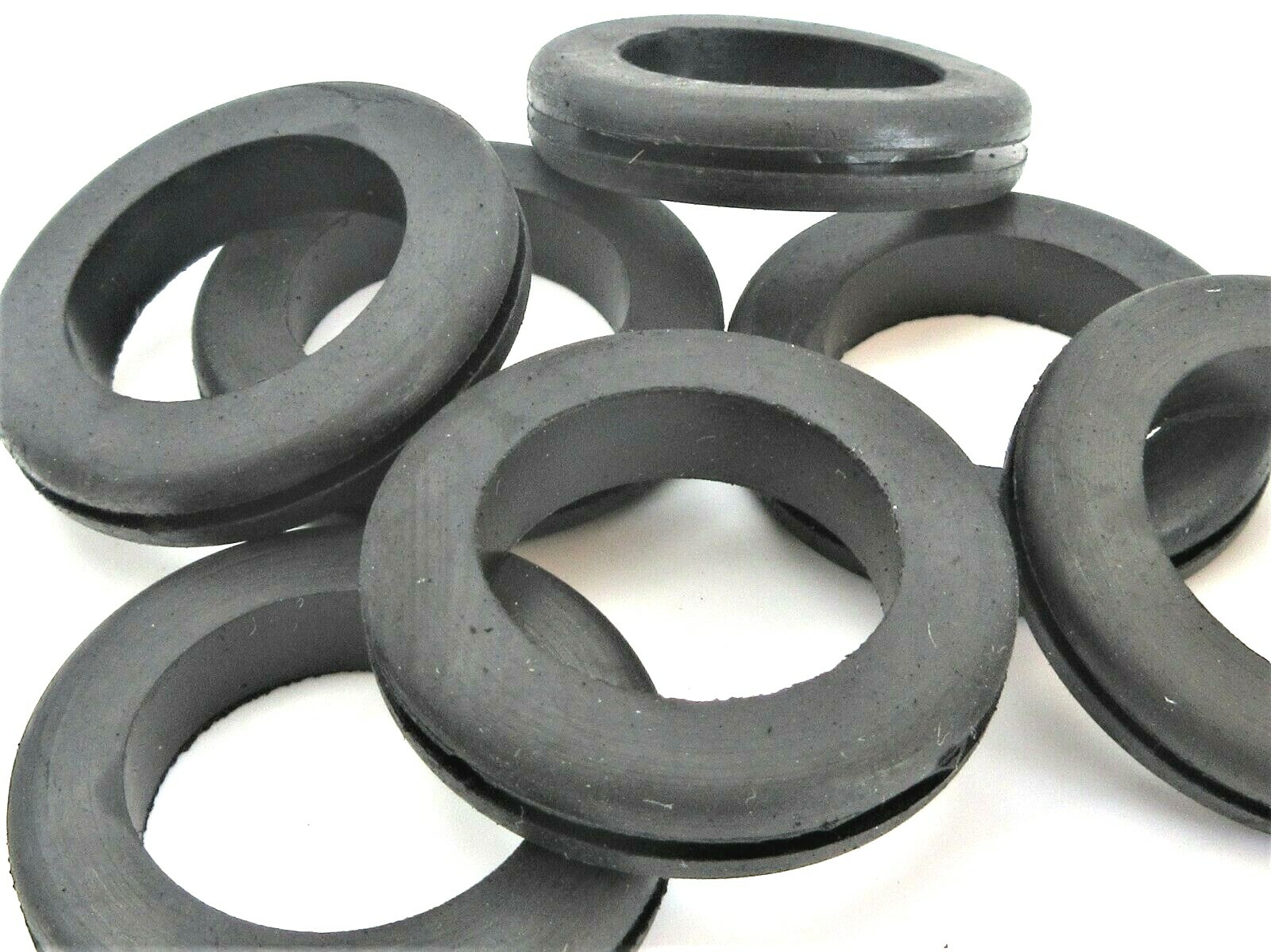 1 1/4” x 7/8” ID w 3/16″ Groove Rubber Wire Grommet Panel Bushing for Cable Tube