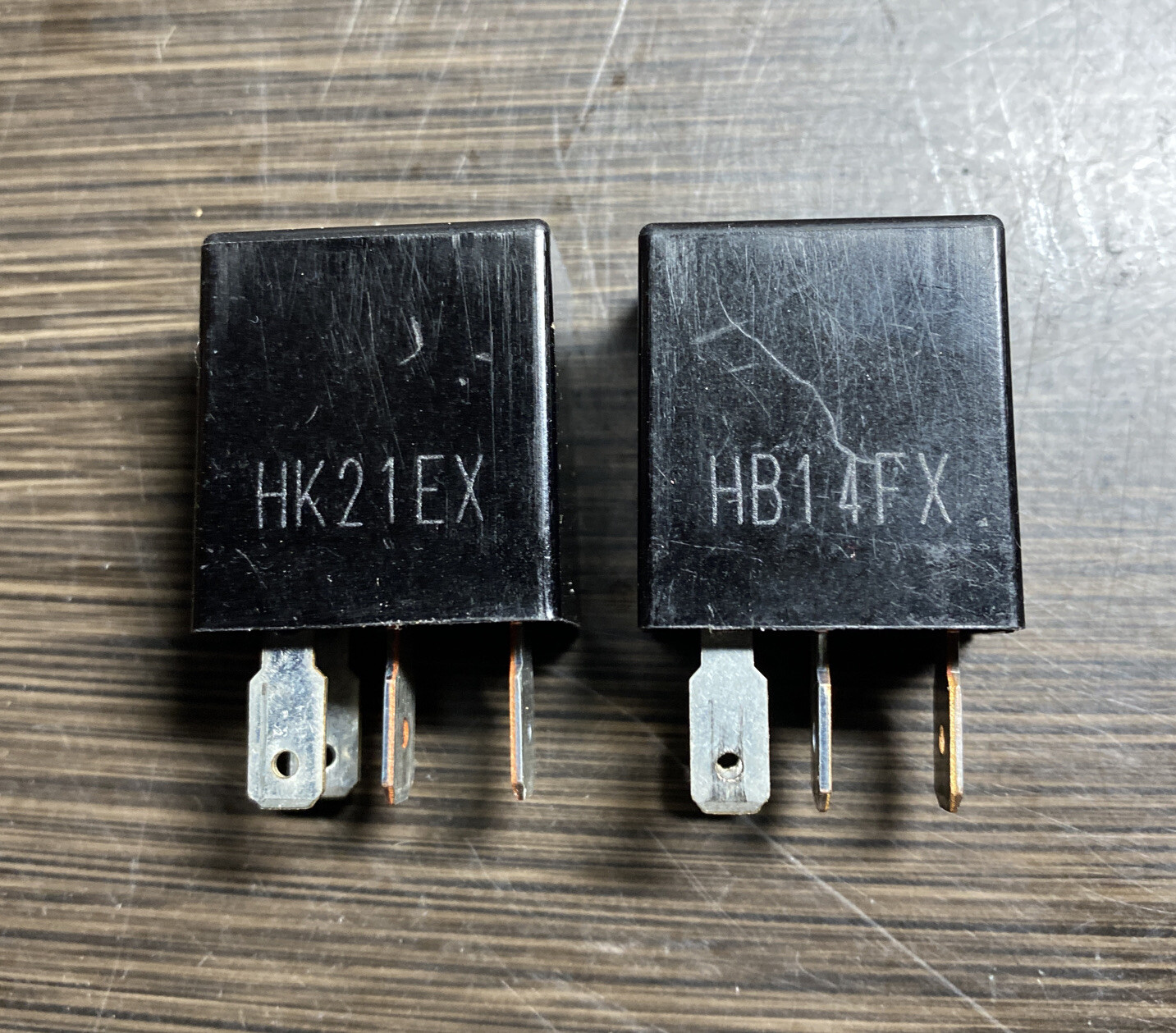 (2pcs)JEM PA66-GF33 DC12V 35A 4 Pin Relay Tested With Warranty OEM