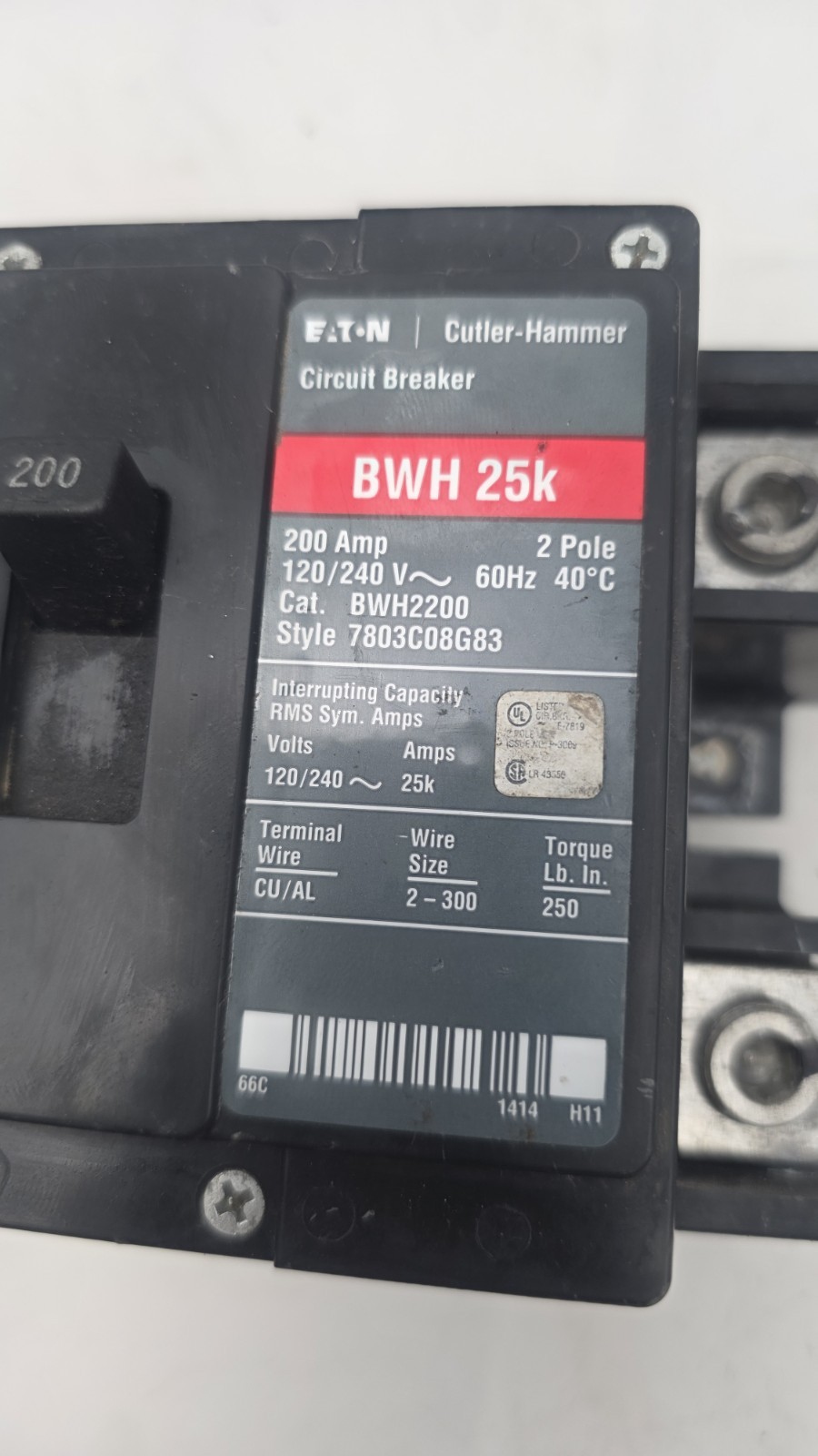Eaton Cutler Hammer BWH2200 200-Amp 2-Pole Circuit Breaker 200A 2P 120/240V